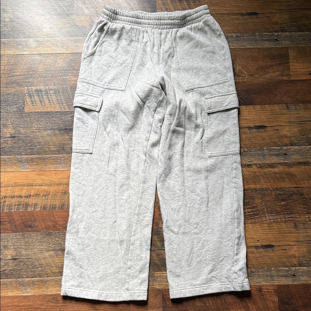 Old Navy Gray Cargo Sweatpants